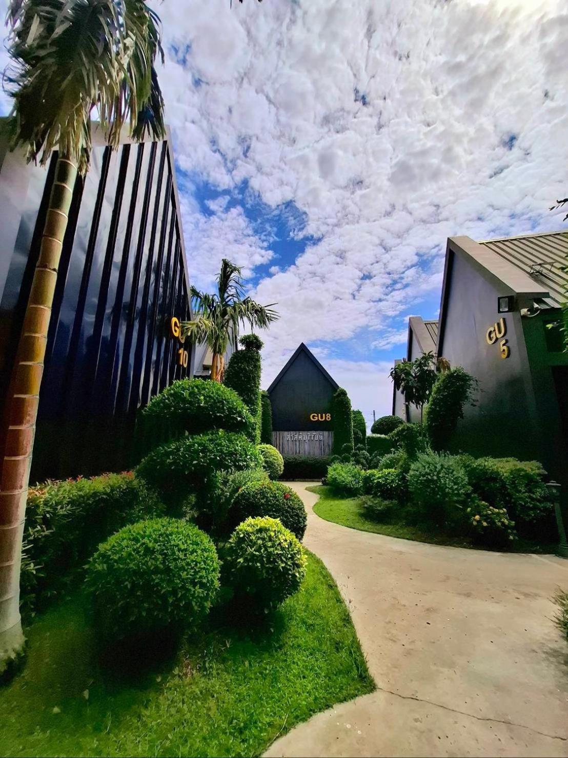 Sawasdee​ Buriram​ Resort Экстерьер фото