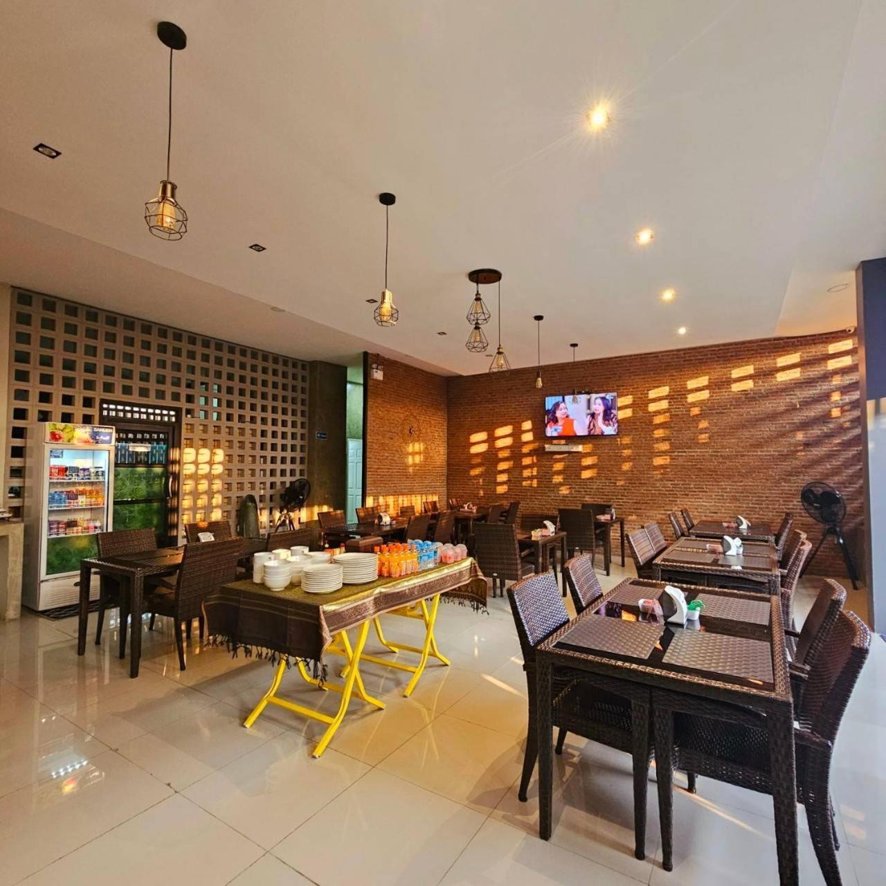 Sawasdee​ Buriram​ Resort Экстерьер фото