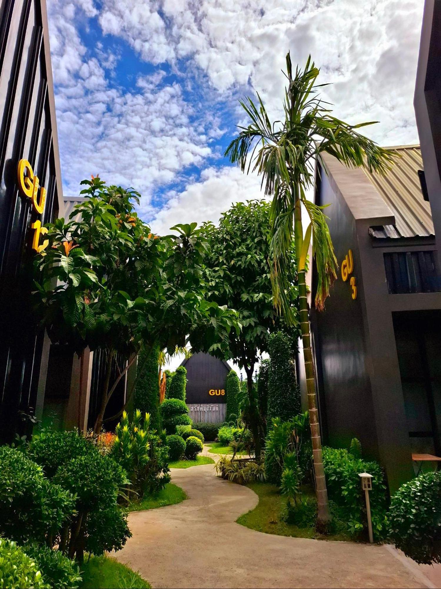 Sawasdee​ Buriram​ Resort Экстерьер фото