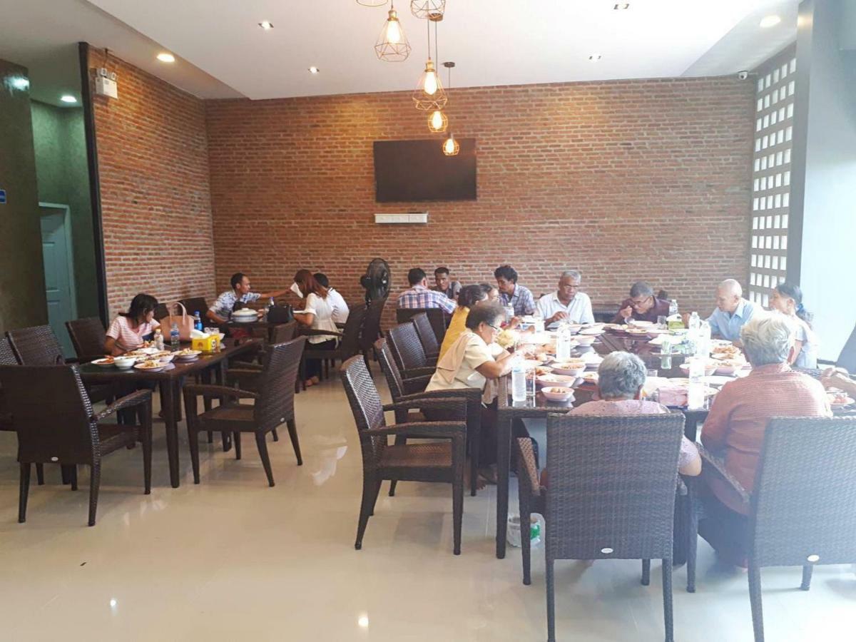 Sawasdee​ Buriram​ Resort Экстерьер фото